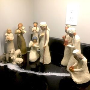 Demdaco Willow Tree Nativity- 11 pieces